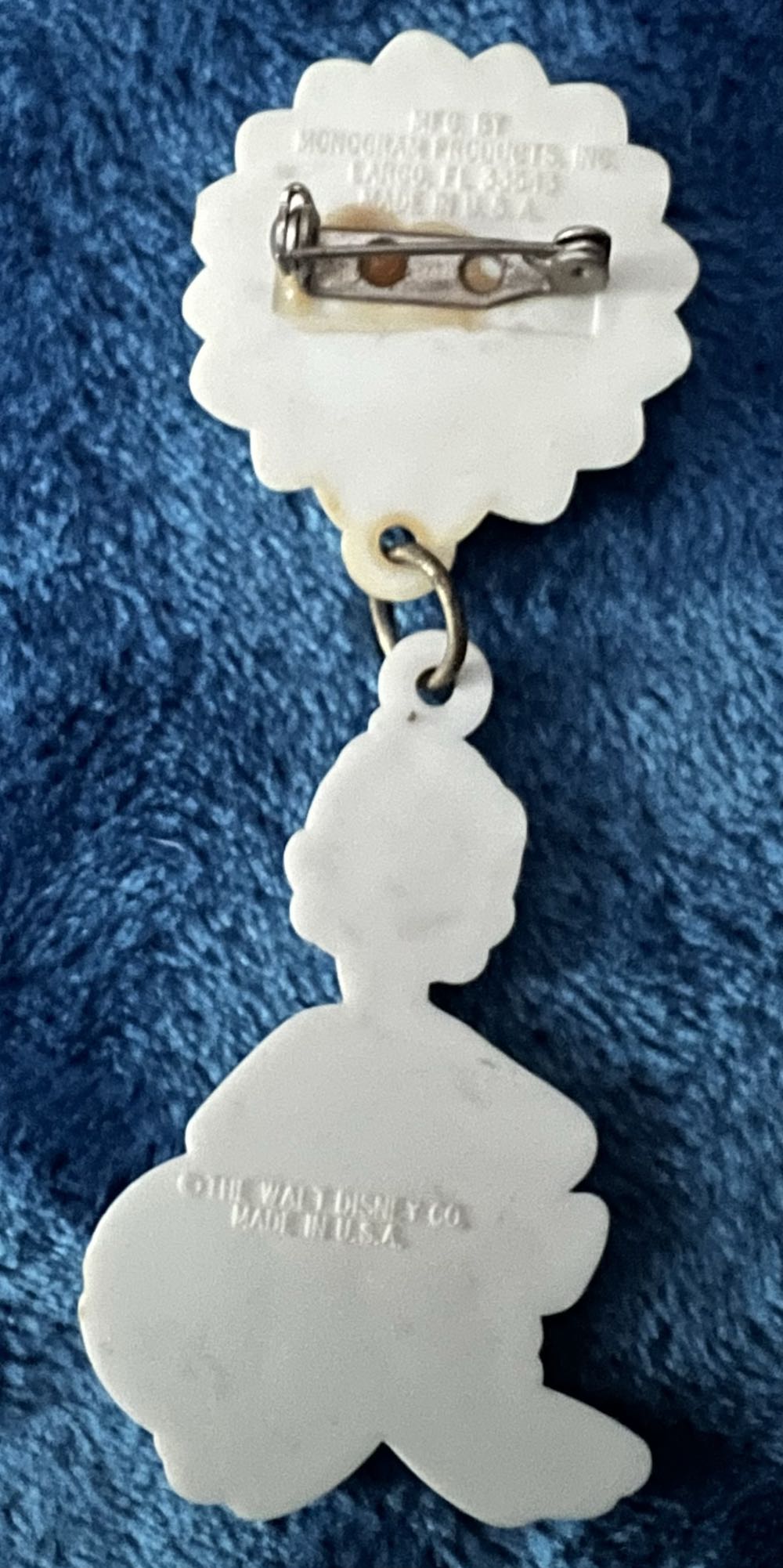 136) Vintage Donald Duck, Summer Usa Label Pin Monogram Production Incorporated Walt Disney  plush collectible - Main Image 3