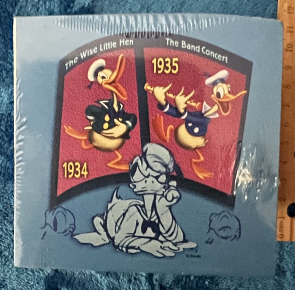 145) Donald Duck Sticky Notes Celebrating 65 Feisty Years Still Sealed Brand, New Vintage  plush collectible - Main Image 2
