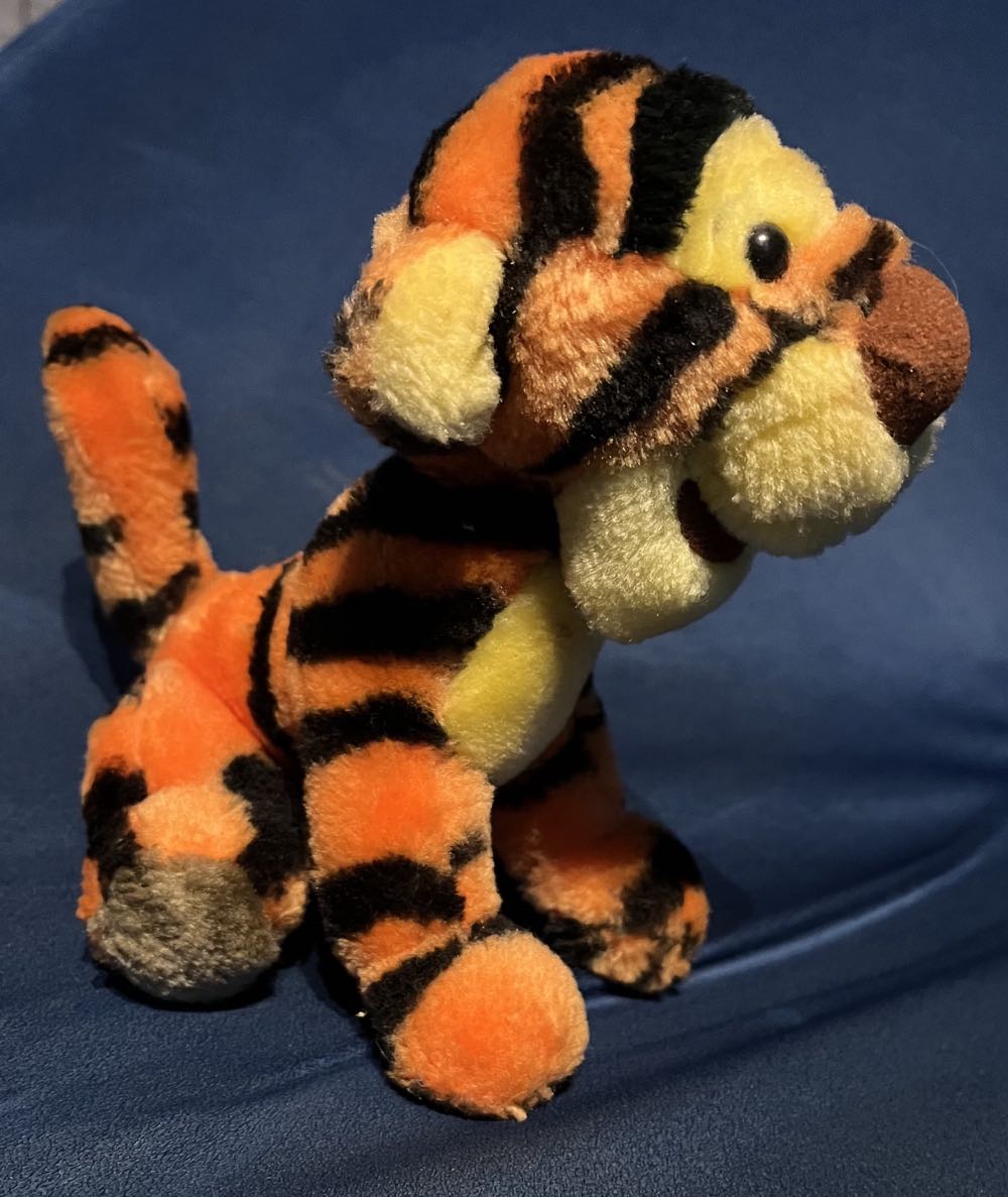 147) Mickey And Co Donald Duck Book Ends Metal Blue Brand New, Still In Plastic And Box