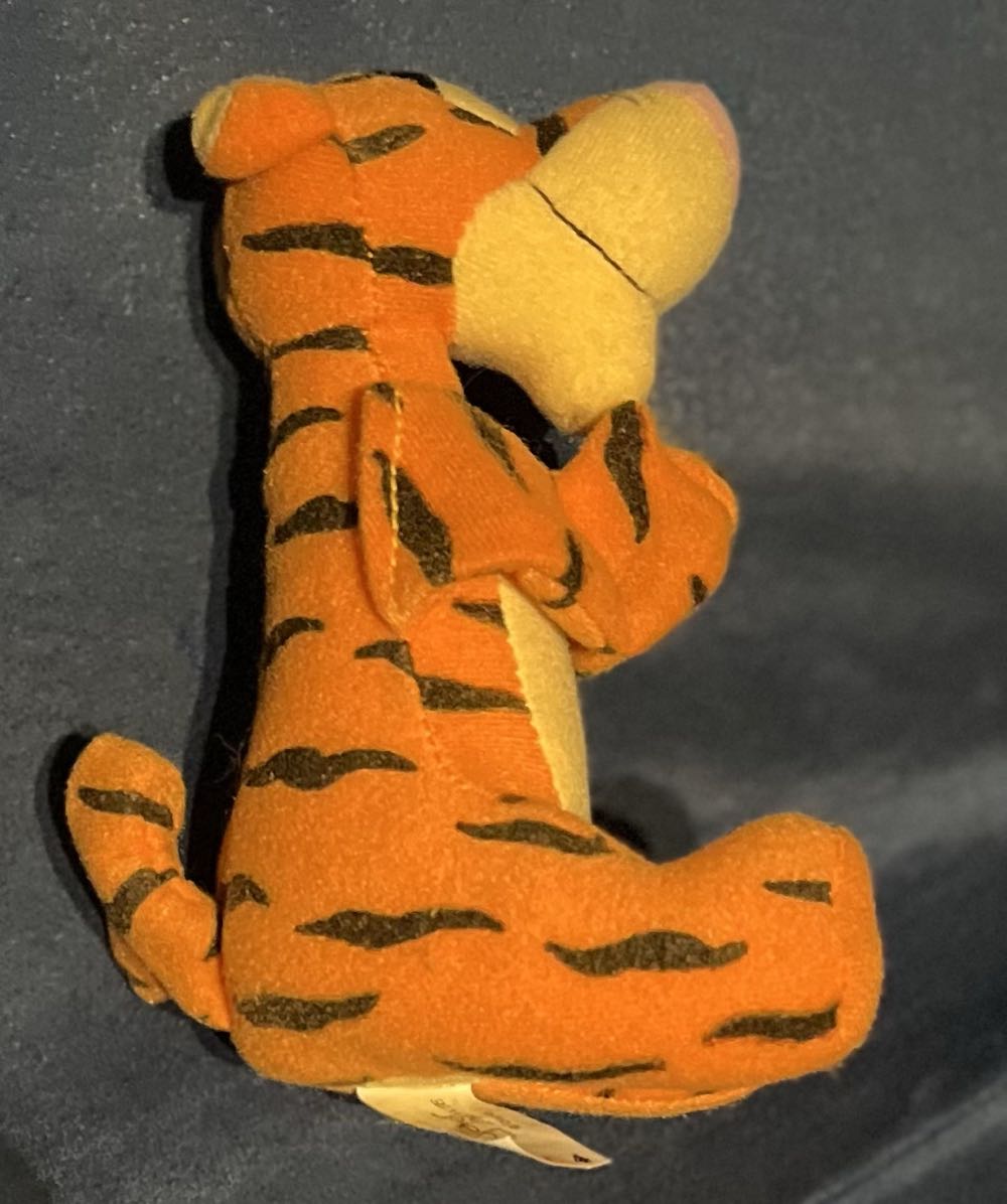McDonalds Happy Meal 2000 Tigger (Tigger Movie)  plush collectible - Main Image 2