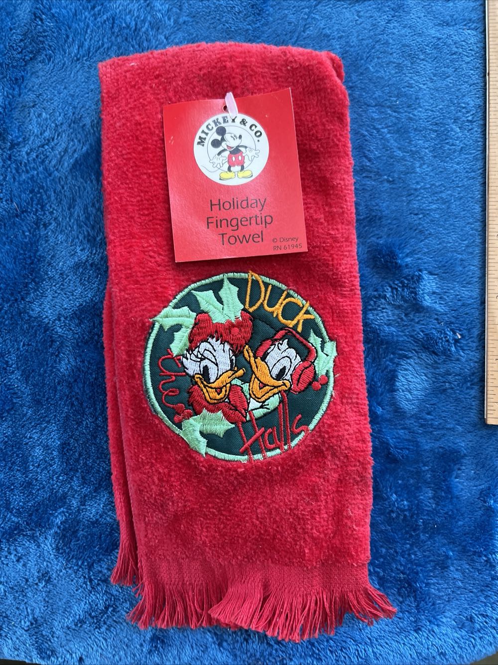171) Walt Disney Mickey & Co. Mickey Mouse Holiday Christmas Fingertip Towel NWT Red Donald  plush collectible [Barcode 036326272609] - Main Image 4
