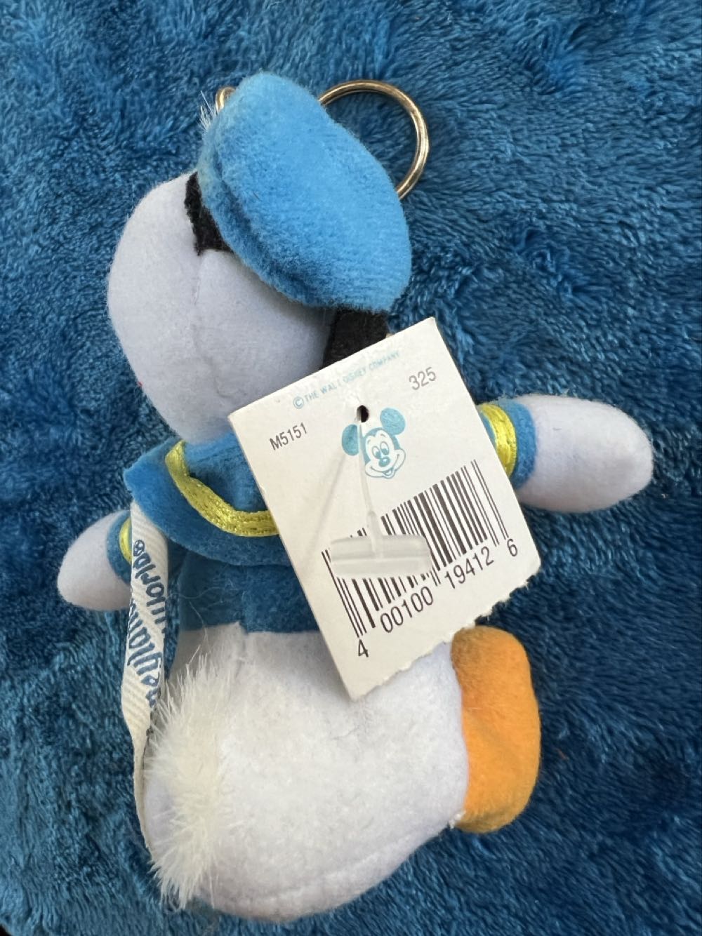 180) Disney Donald Duck Plushy Keychain (w/o original price tag) 1990s  plush collectible - Main Image 2