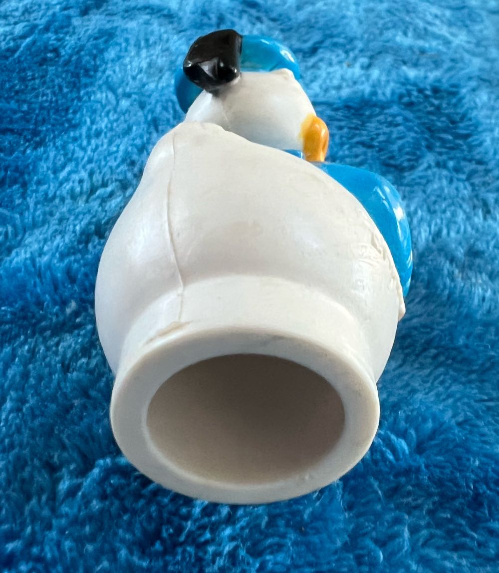 185) Vintage Disney PVC Finger Puppet Donald Duck Pretend Play Time 0322!!!  plush collectible - Main Image 3