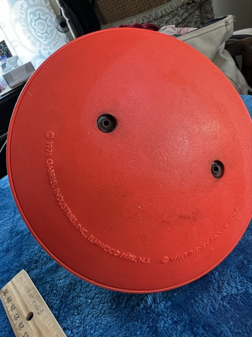 193) VINTAGE DONALD DUCK IN A BOAT 1976 HARD RUBBER  9’’ TALL BATH TOY  plush collectible - Main Image 2