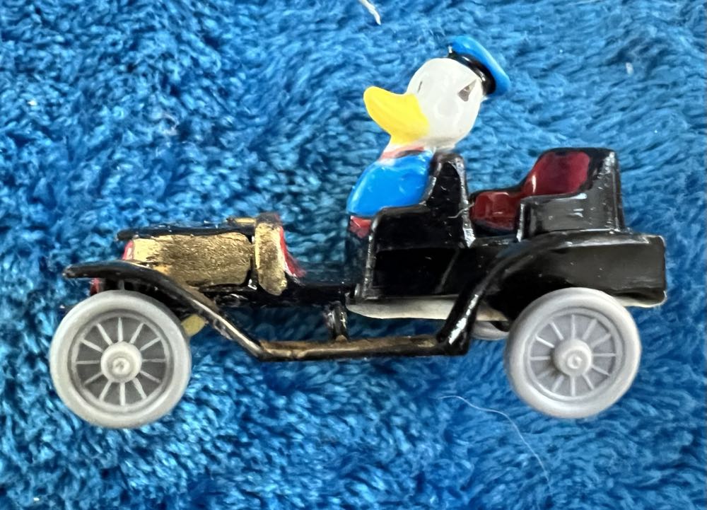 199) Vtg Donald Duck Walt Disney Productions ELM Miniature Mickey Mouse Stutz Bearcat Driver  plush collectible - Main Image 3