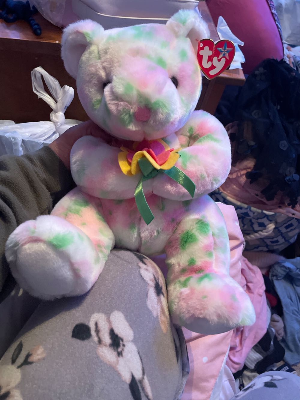 Frosted Flo: Cats Vs Pickles 4” #187