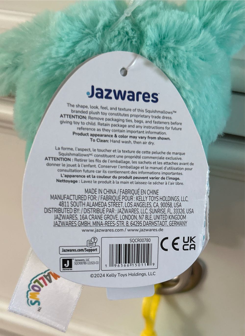 Joelle:  Blue Clip Keychain Yeti Bigfoot  plush collectible [Barcode 196566150119] - Main Image 4
