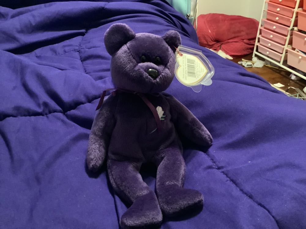 169) 1990s Disney DONALD DUCK (stuck in wreath) Miniature Collectors Ornament new with tags