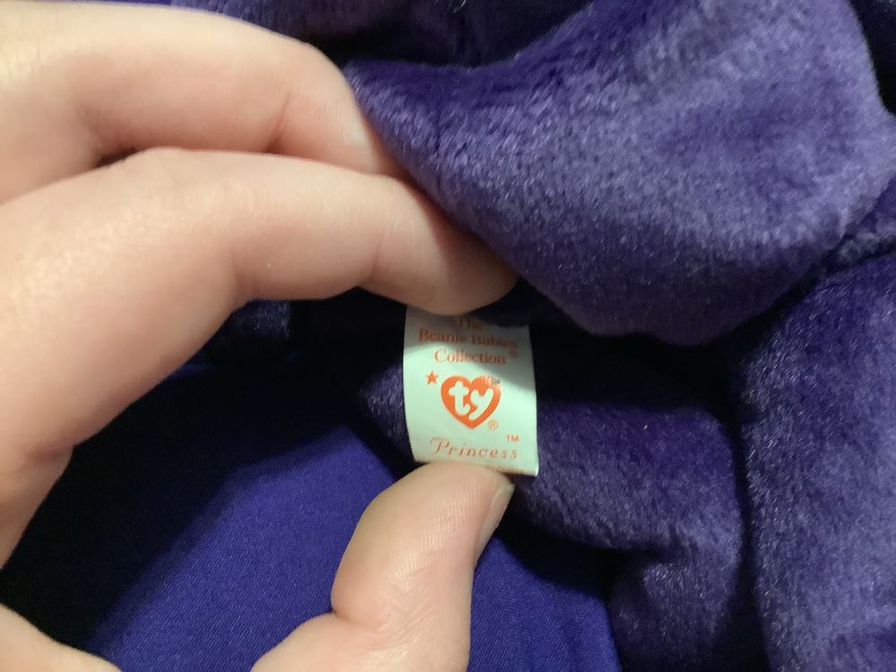 Princess The Bear  (United States) plush collectible [Barcode 008421043002] - Main Image 2