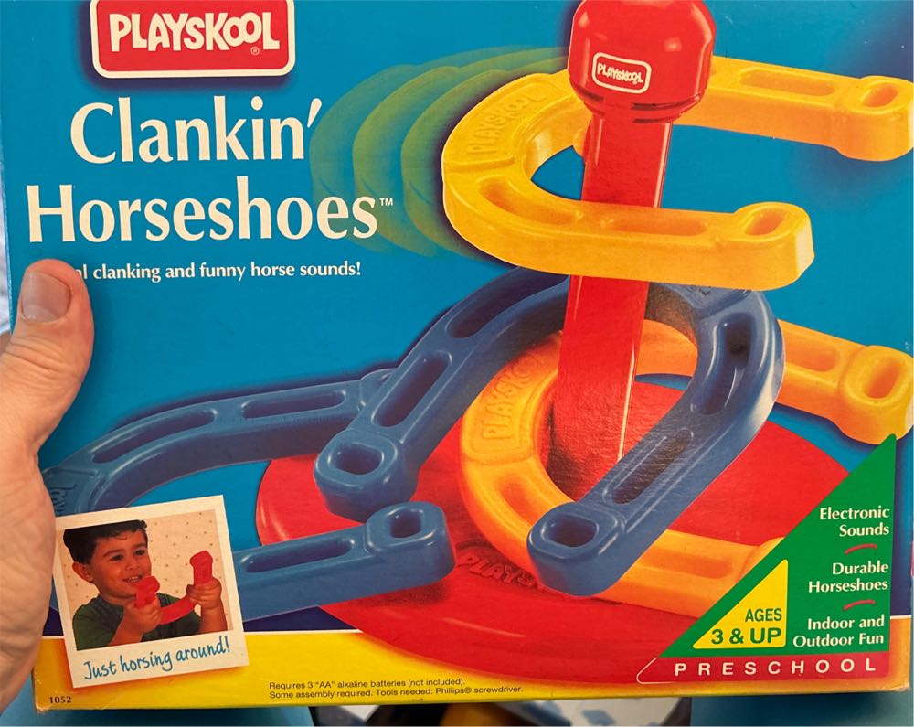 Horseshoes  plush collectible [Barcode 032245010520] - Main Image 2