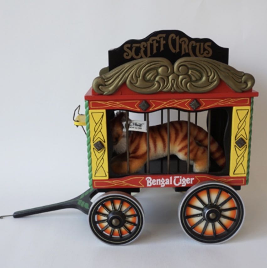 Steiff- Tiger - Golden Age Of Circus  plush collectible - Main Image 3