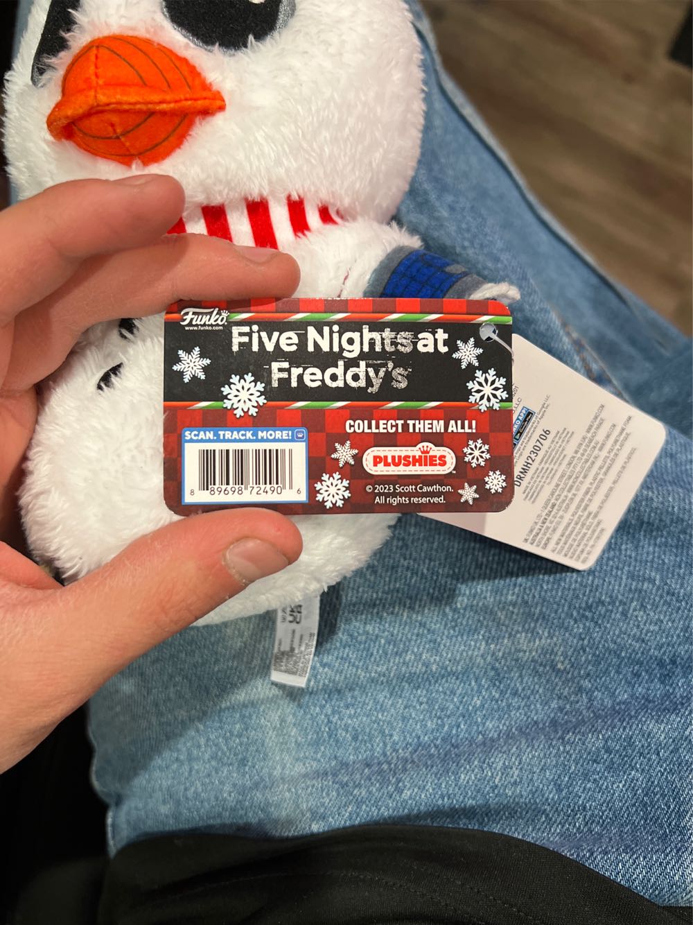 11 Inches Soft Toy Funko Five Nights At Freddy’s Holiday Chica Fnaf Holiday Fnaf Cuddly Toy 7 Inches Snow Snowman Inch Plush: Pop Freddys 7” New Figure Pop! 6” 7 Acc  (United States) plush collectible [Barcode 889698724906] - Main Image 3
