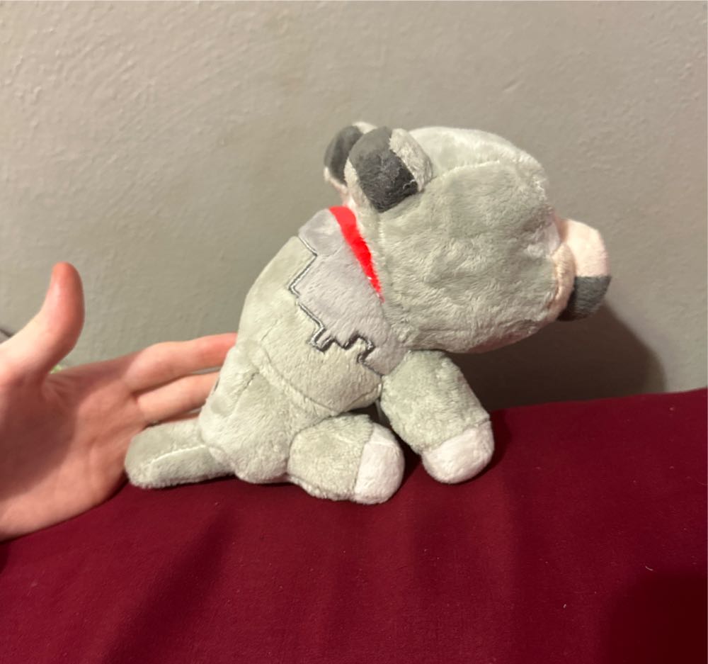 Minecraft Mini Wolf  plush collectible - Main Image 2
