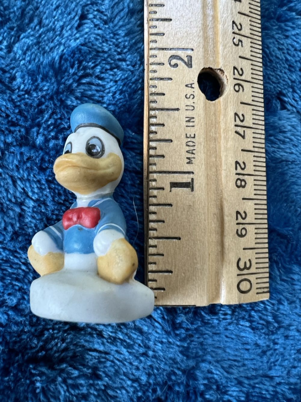 218) Vtg Disney Schmid Bisque Porcelain Miniature Ornament DONALD DUCK 1.5” Figurine Mini   plush collectible - Main Image 2