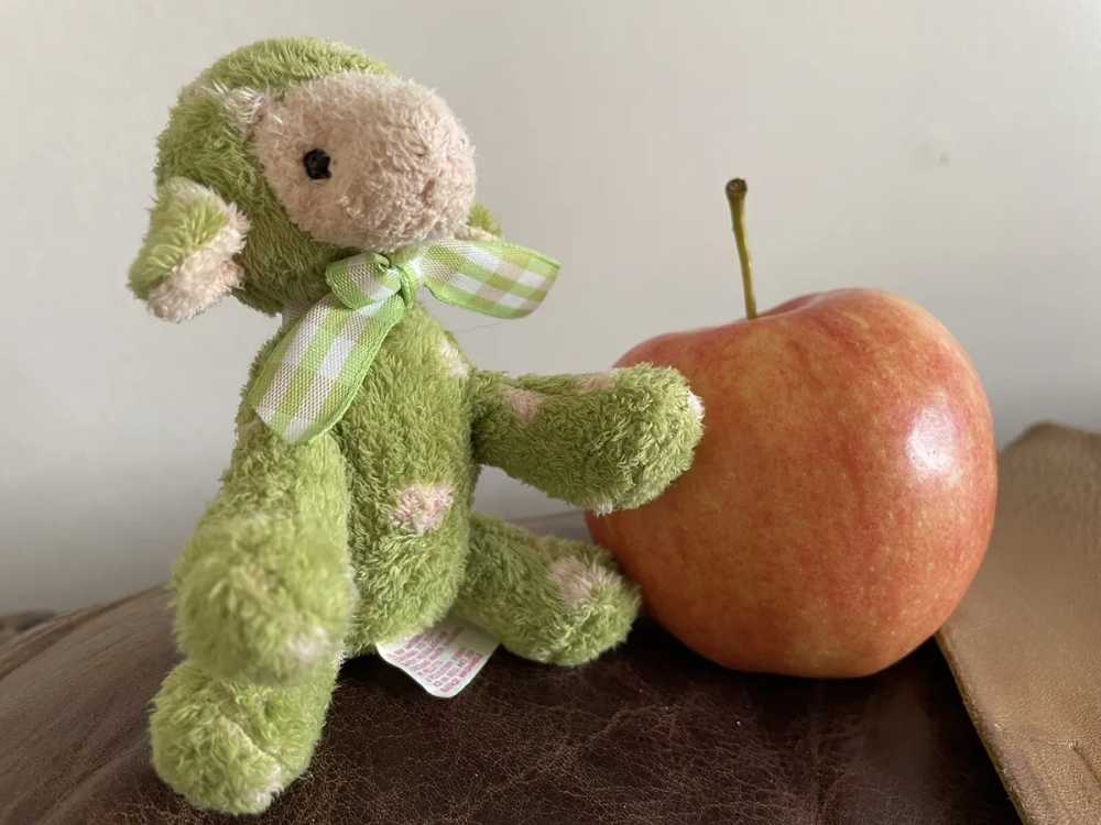 Russ Berrie - Green Lamb ” Clover ” 4”  (United States) plush collectible - Main Image 2