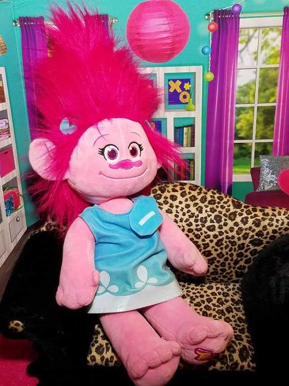 Poppy Trolls Build a Bear  plush collectible - Main Image 2