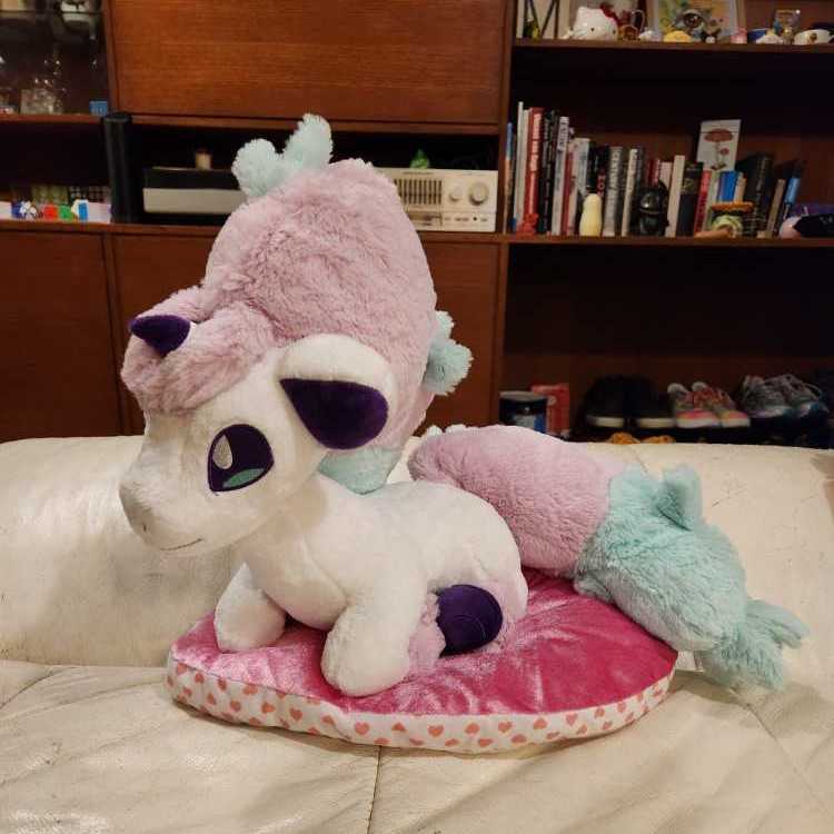 Funko Pop! Plush: Marvel 85th Anniversary We Are Groot Captain America 7”