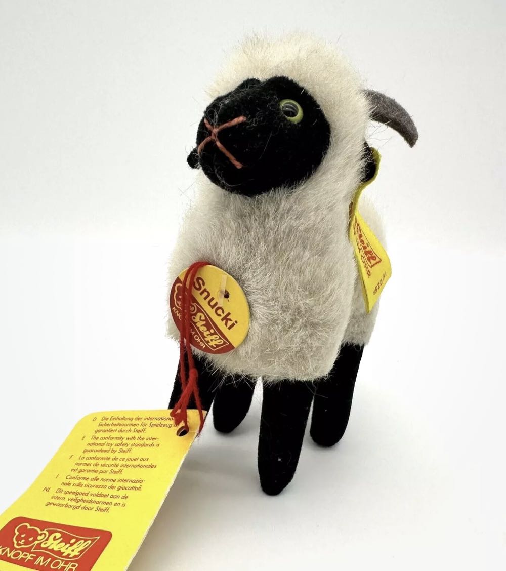Steiff - Sheep - “Snucki”  plush collectible - Main Image 4