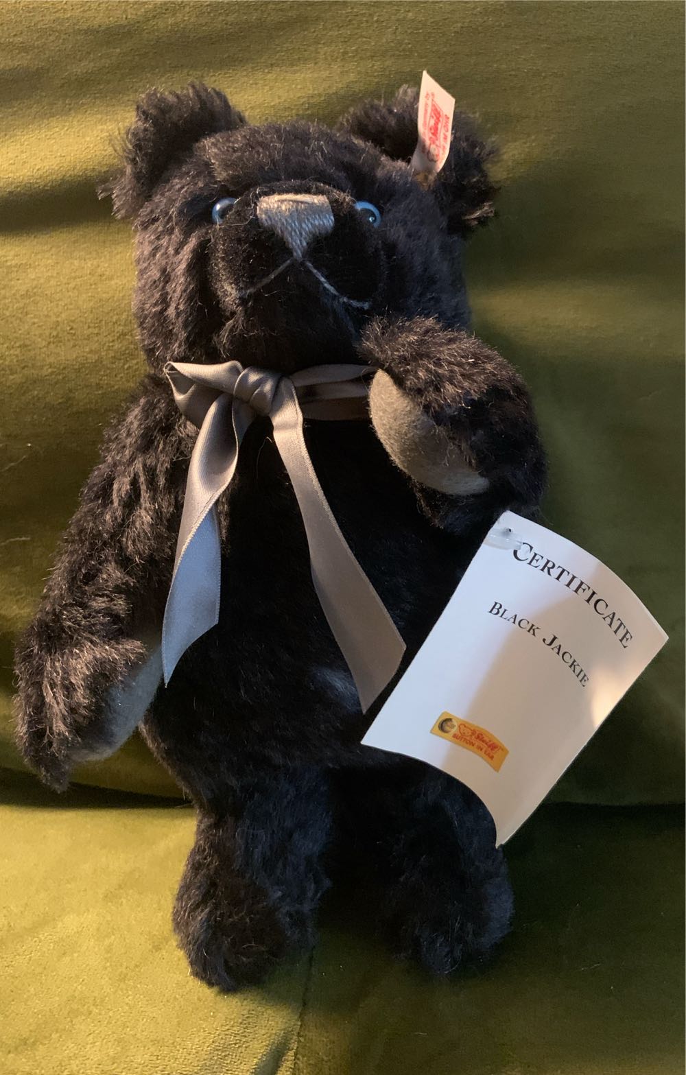 2014 Holiday Barbie - Brunette