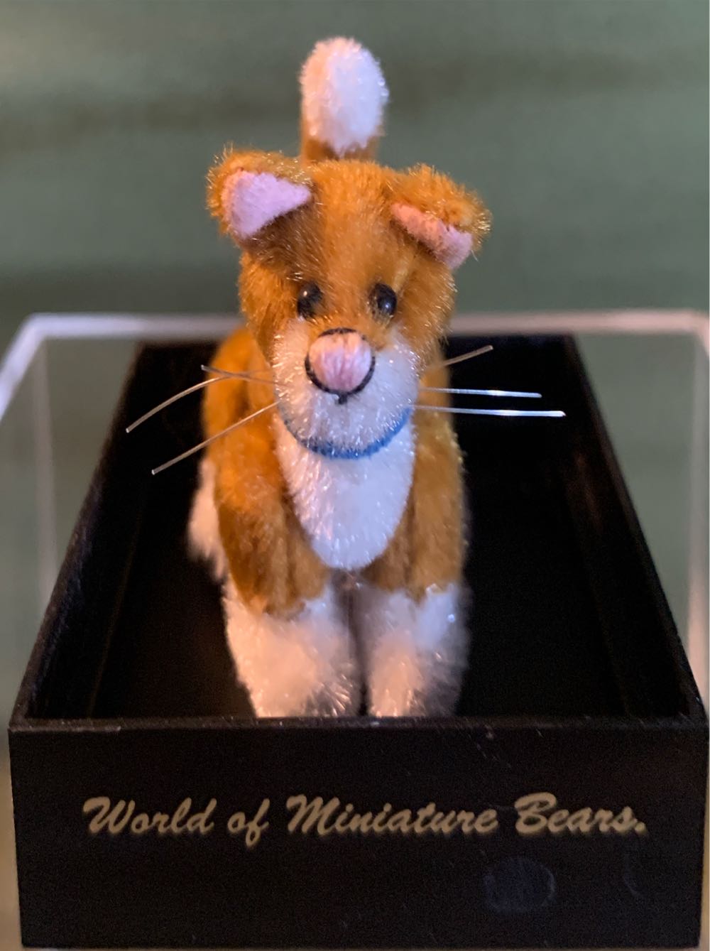 Socks  (United States) plush collectible - Main Image 3