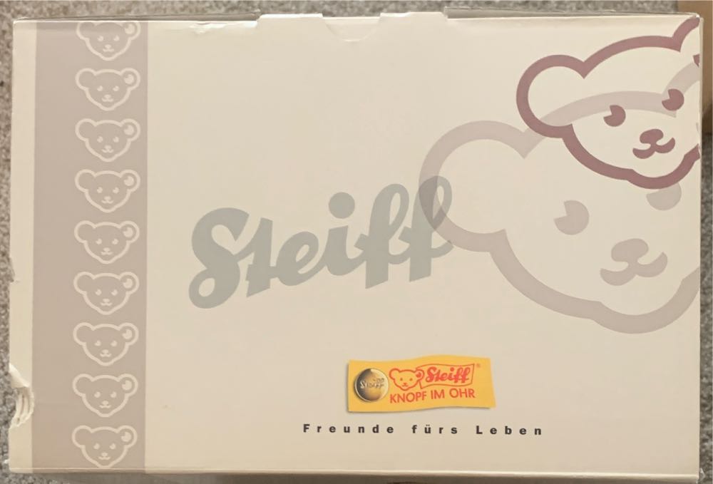 Steiff Knut Box  (United States) plush collectible [Barcode 4001505036996] - Main Image 4