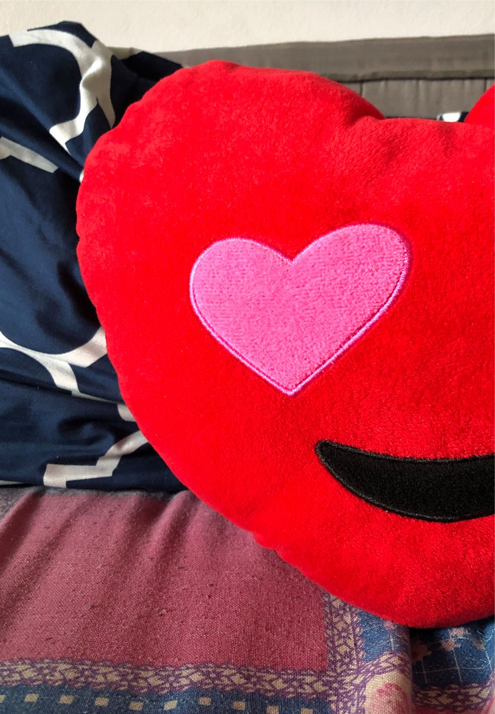 Heart  (Canada) plush collectible - Main Image 2