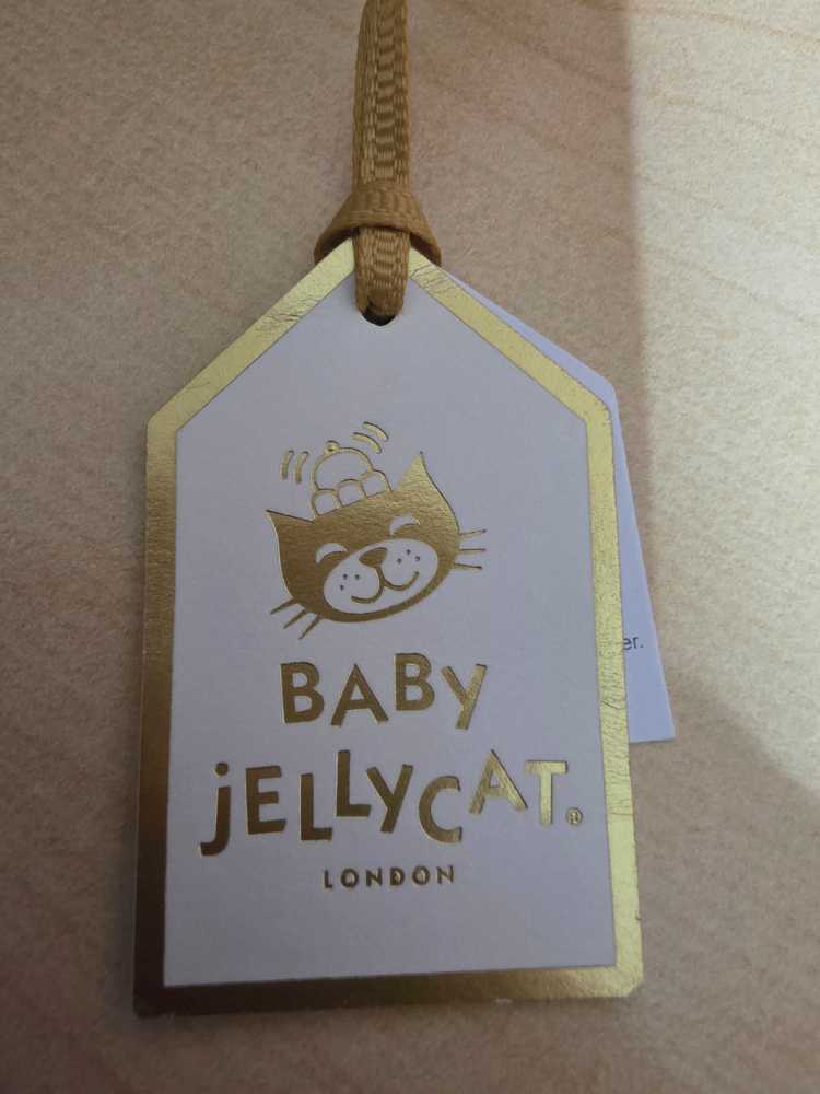 Bashful Luxe Bunny Scarlet (Rare With Baby Tag)  plush collectible [Barcode 670983155440] - Main Image 2