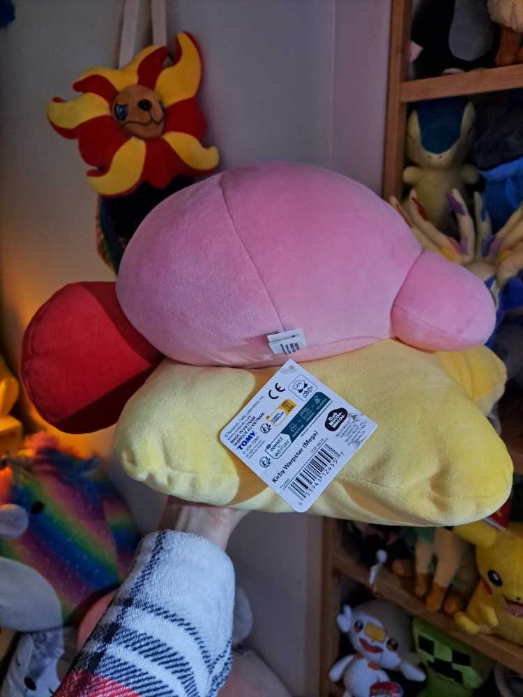 Warp Star Kirby  (United States) plush collectible [Barcode 053941124557] - Main Image 4
