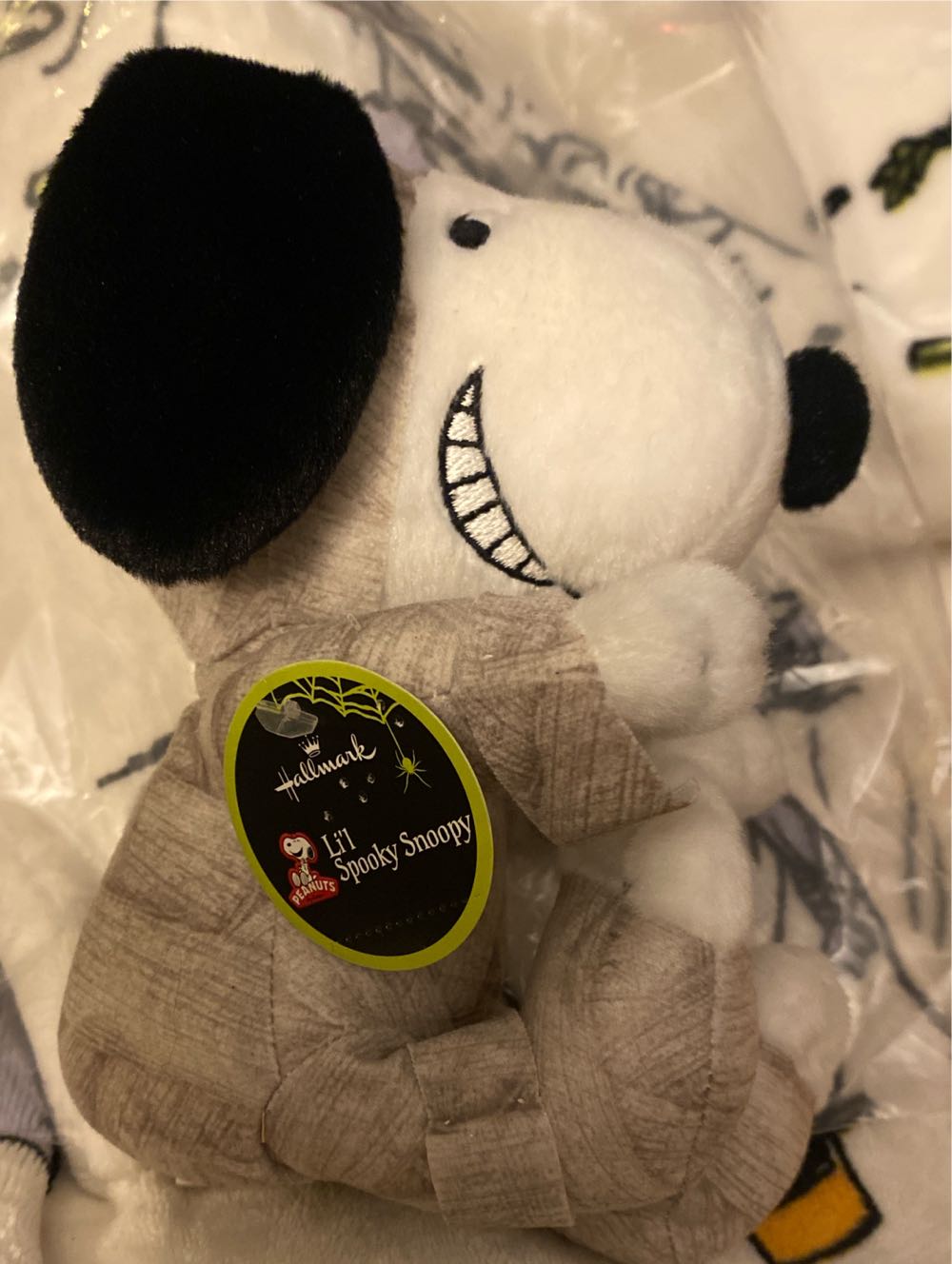 Hallmark Lil Li’l Spooky Snoopy Halloween Mummy Costume Plush 6.5” With Tag  (United States) plush collectible [Barcode 795902220914] - Main Image 2
