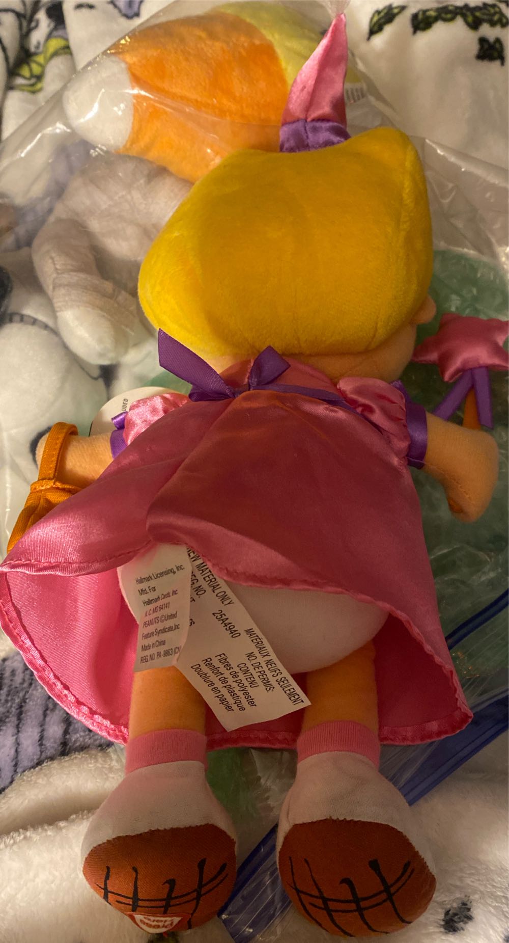 Princess Sally Hallmark Peanuts Halloween Plush  (United States) plush collectible [Barcode 795902111021] - Main Image 2