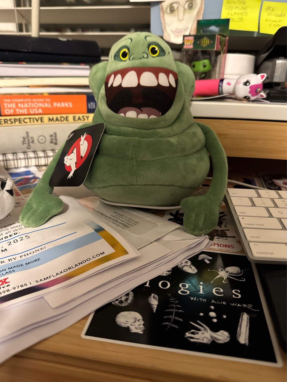 Official Pokemon Mew 24in Gamestop Exclusive Ultra Rare ✹ New Gently Used