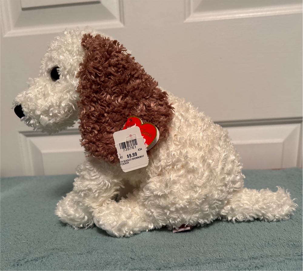 Beasley Classic  plush collectible [Barcode 008421020508] - Main Image 2