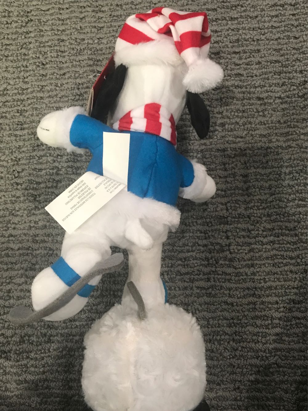 Snoopy On Ice Skate’s  plush collectible [Barcode 191245147190] - Main Image 2
