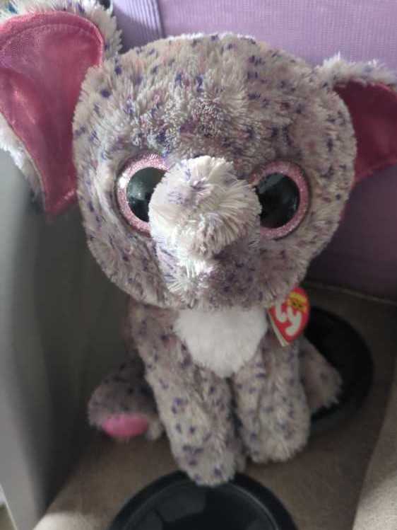 Levi - Attack On Titan