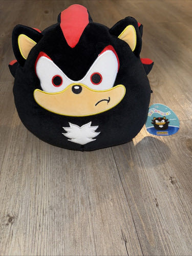 Don’t Hug Me I’m Scared Red Guy Nwt Yellow