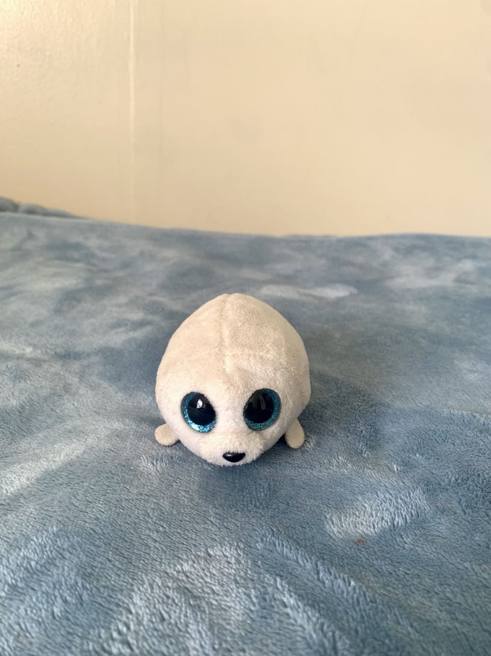 Pokèmon Pkw2389 Select Corduroy Pikachu Plush-8-inch-unique Fabric-authentic Details Multicolor