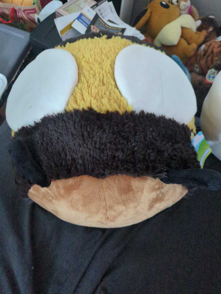 Squishables Bee  plush collectible - Main Image 2