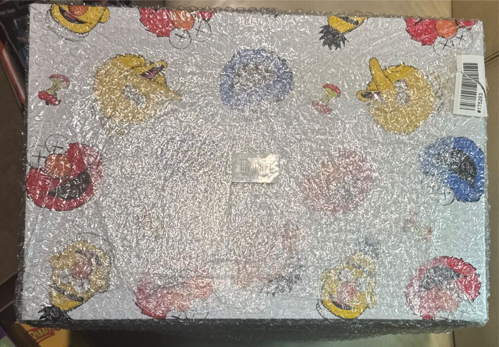 KAWS X Sesame Street Plush Boxed Set  plush collectible [Barcode 2000120690264] - Main Image 3