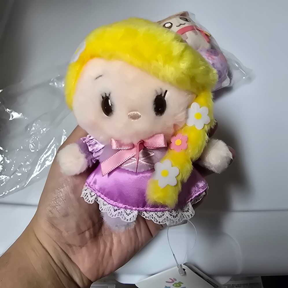 Disney - Uropocha-chan - Rapunzel   (Japan) plush collectible [Barcode 4550586786035] - Main Image 2
