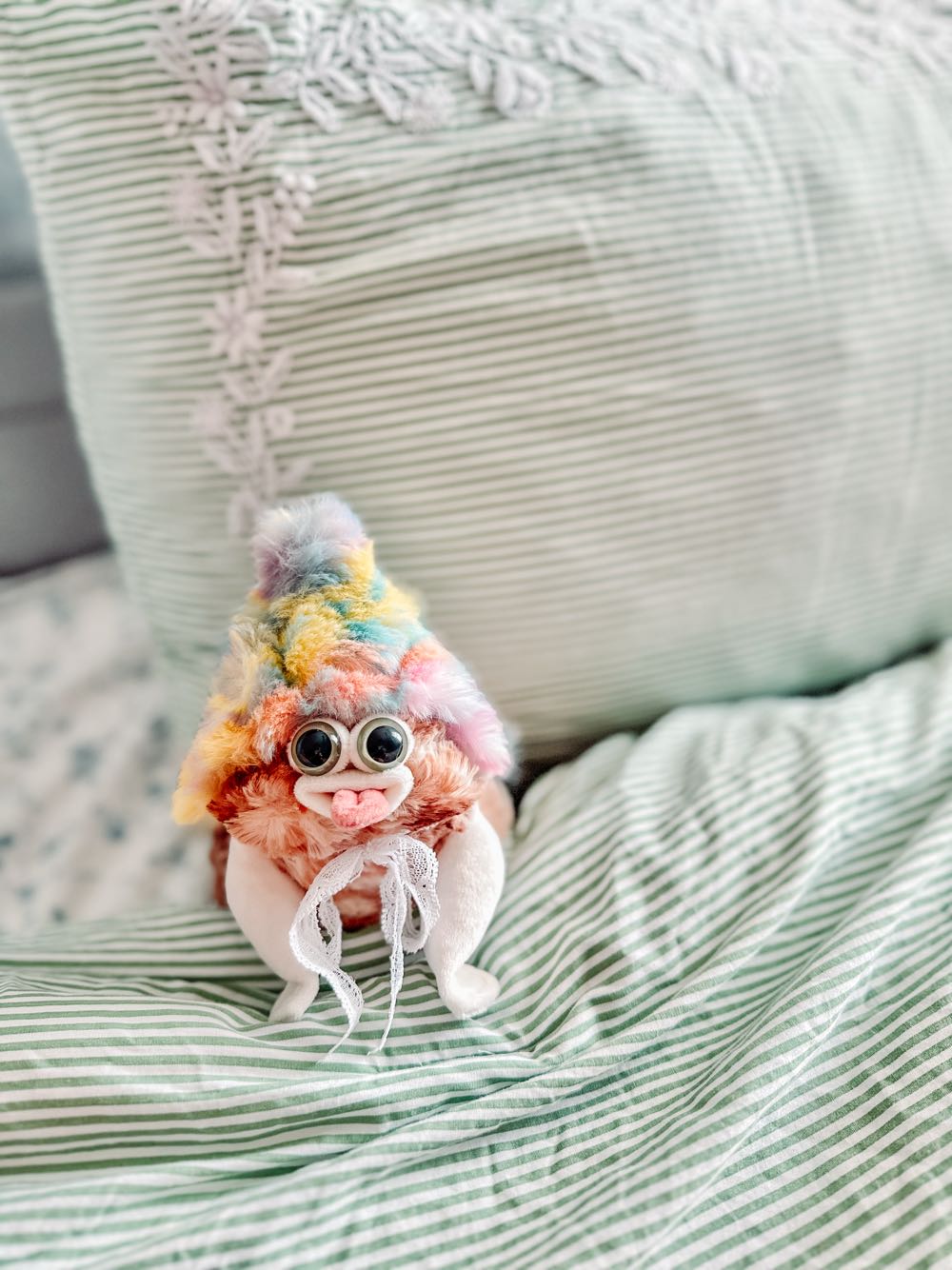 Heartsong Bear (Play Along) 13”