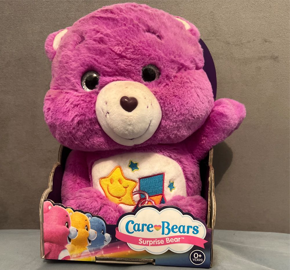 Pokemon Center - Look At It! - Pachirisu