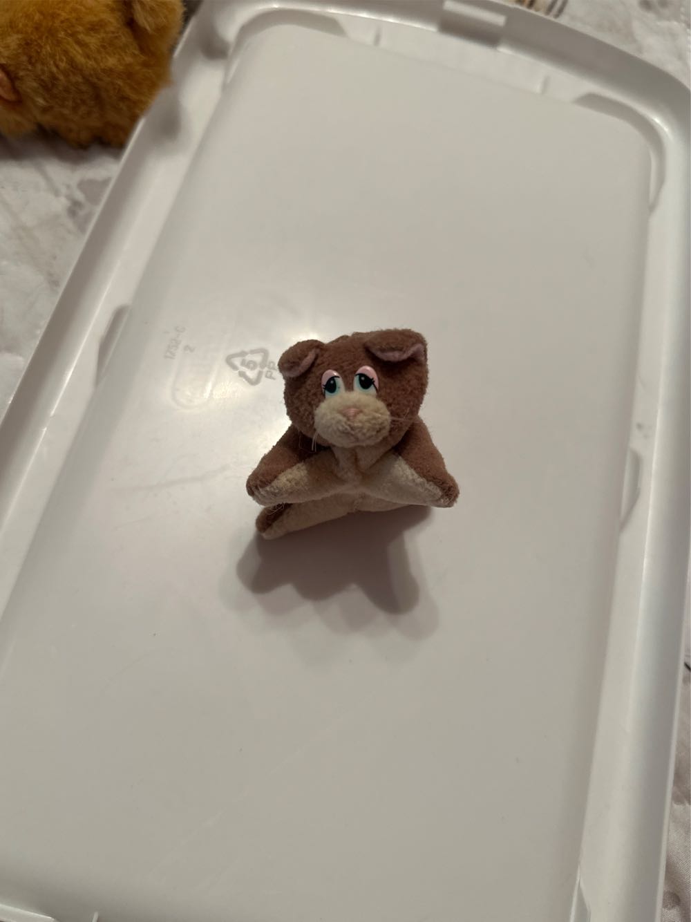 Bashful Unicorn (S) (EUC)