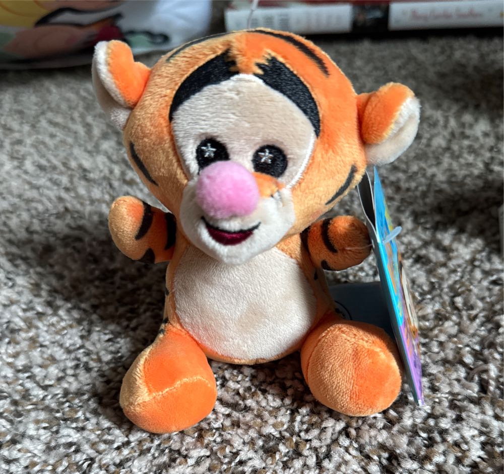 Tigger Wishable  plush collectible [Barcode 400034351558] - Main Image 2