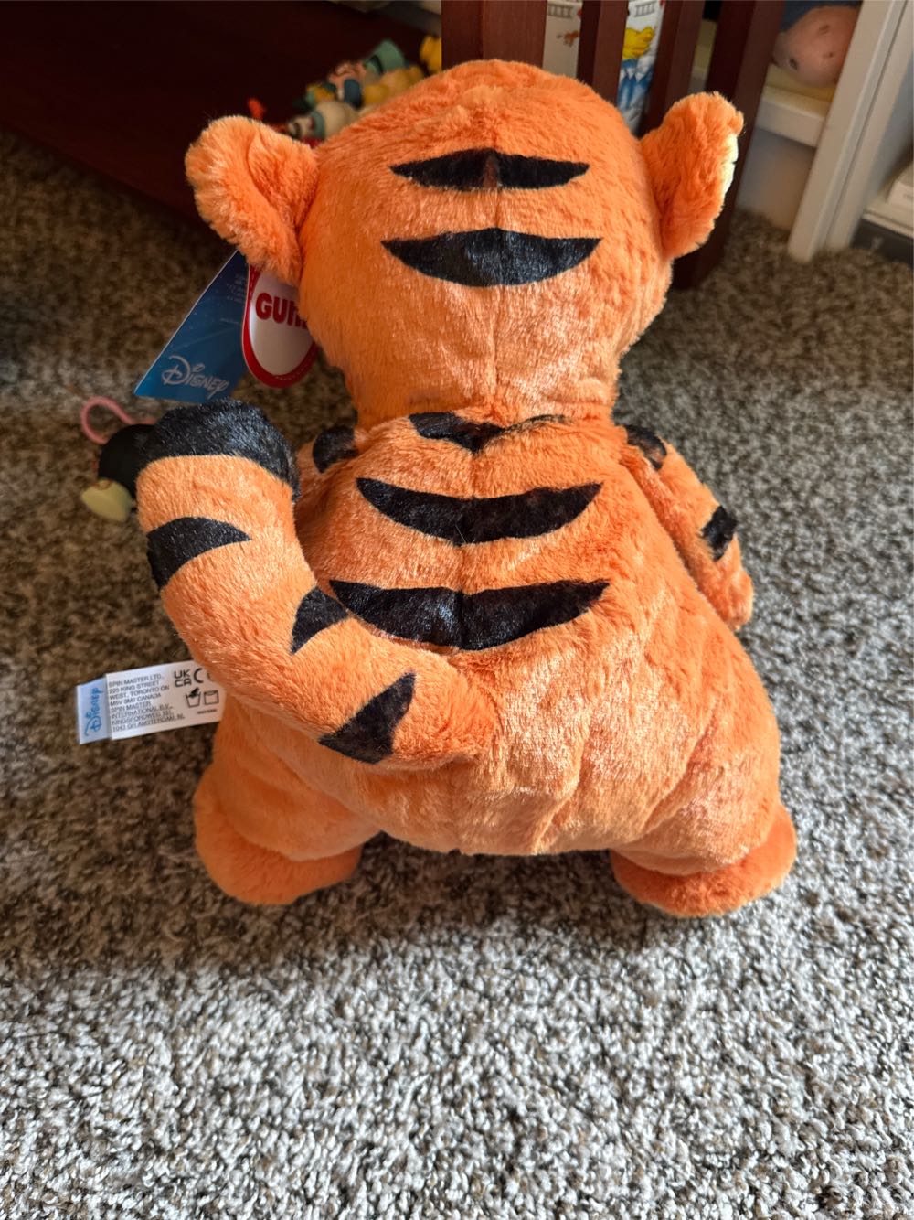Snuggly Gund Tigger  plush collectible - Main Image 2