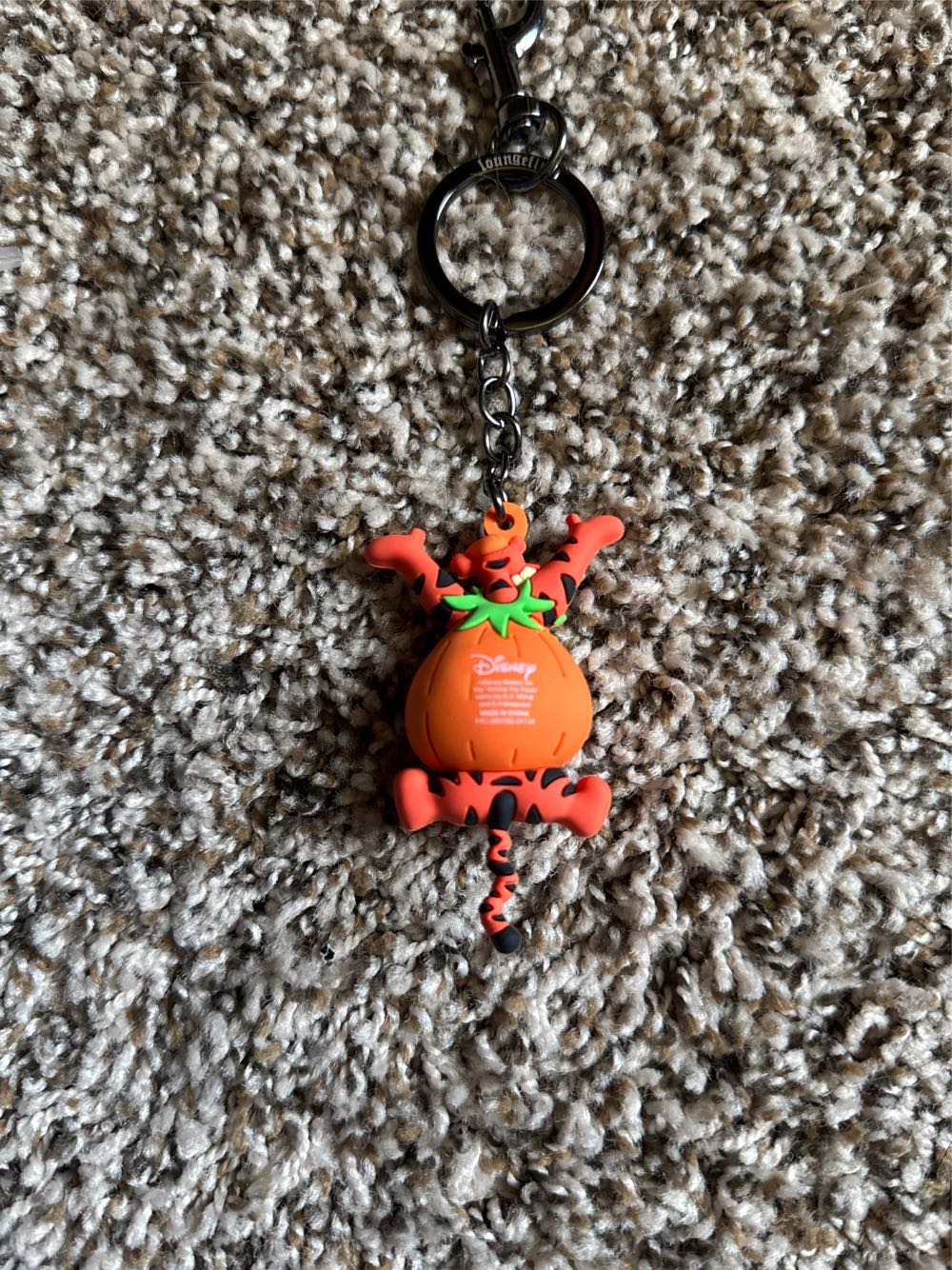 Tigger Pumpkin Keychain  plush collectible - Main Image 2