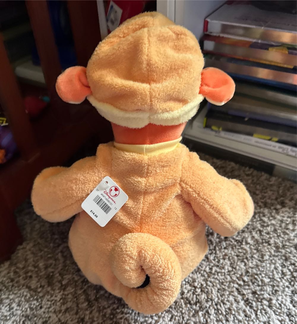 Tigger In Tigger Pajamas  plush collectible [Barcode 494714500121] - Main Image 2