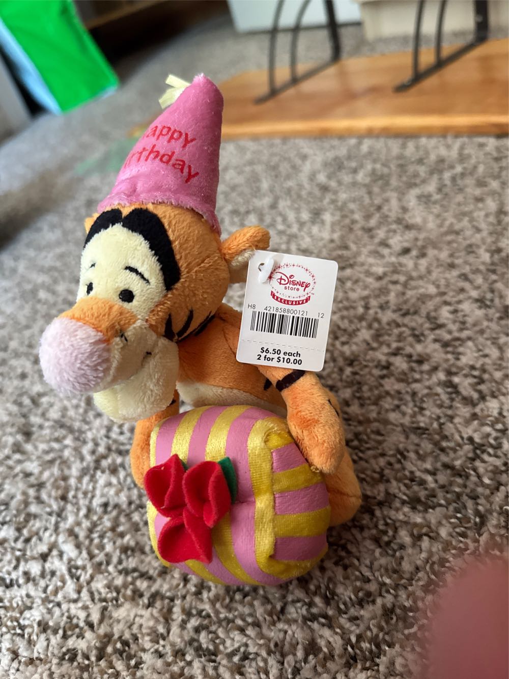 Happy birthday Tigger Beanie  plush collectible - Main Image 2