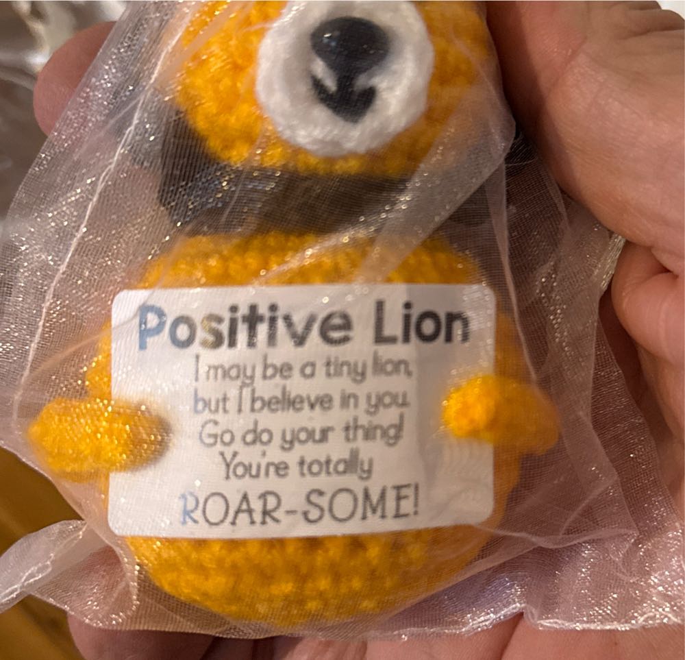 Positive Lion  plush collectible - Main Image 4
