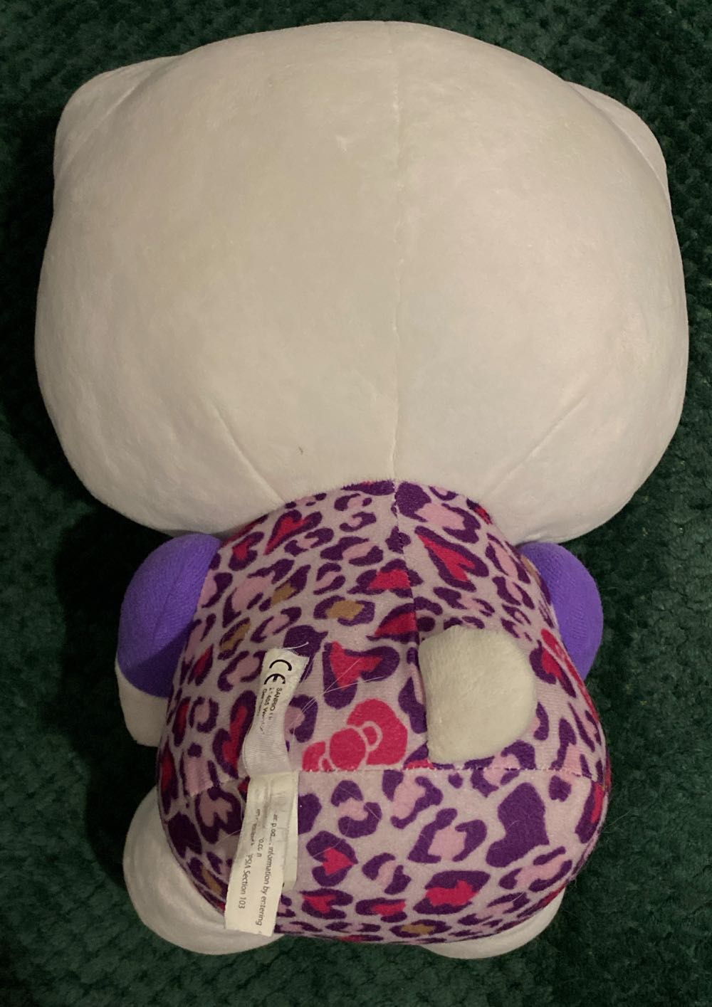 Hello Kitty в фиолетовом леопарде с мишкой в руках  plush collectible - Main Image 2