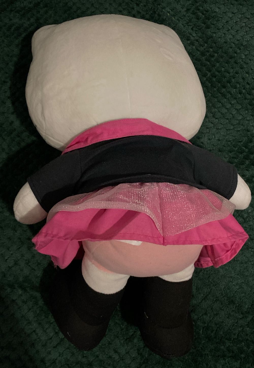 Hello Kitty в розово-голубом и черном пиджаке с сумкой через плечо  plush collectible - Main Image 2